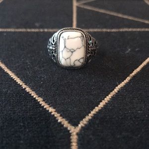 Boho Faux Buffalo White Turquoise Ring Silver Plated Size 7.5
